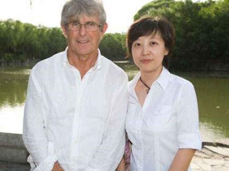 违者将追究其相关法律责任 图片由IC photo供本网专稿，任何网站、报刊、电视台未经IC photo许可，不得部分或全部转载 标签： 卡莉·克劳斯超模三胎 ： 相关新闻 《魔法蓝精灵》全球首映 蕾哈娜挺三胎孕肚亮相2025-06-30 59岁郭富城证实又要当爸！